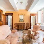 Apartamento Elegant Apt, Wi-fi And Garden