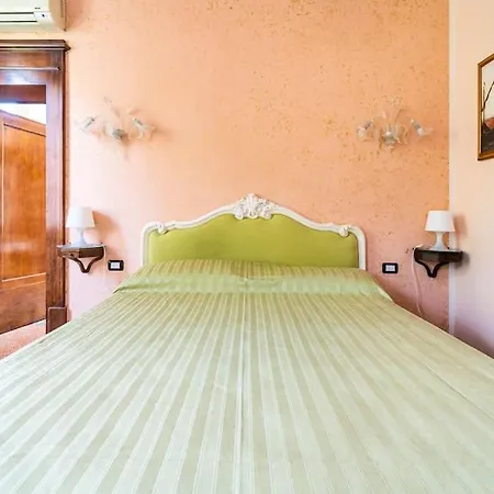 Elegant Apt, Wi-fi And Garden Apartment Bologna