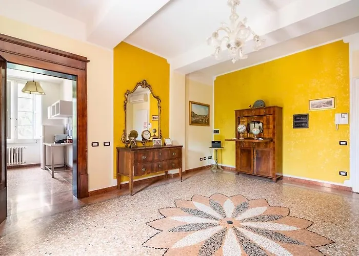 Daire Elegant Apt, Wi-fi And Garden Bolonya
