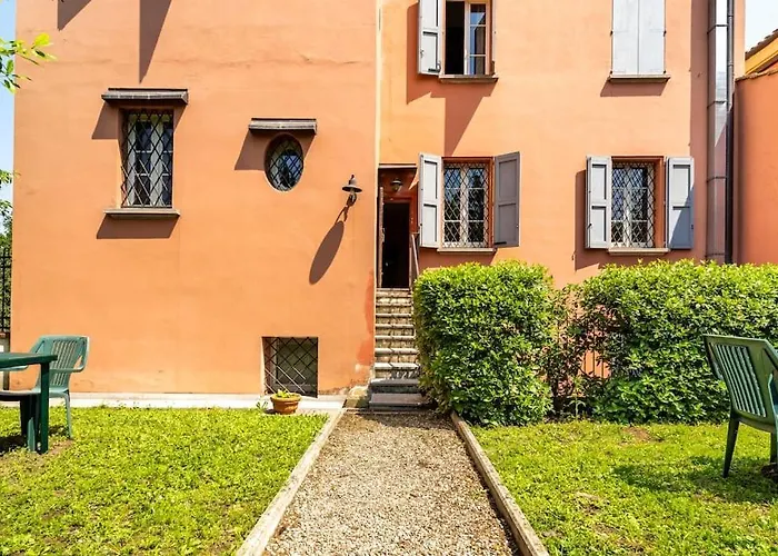 Elegant Apt, Wi-fi And Garden Daire Bolonya